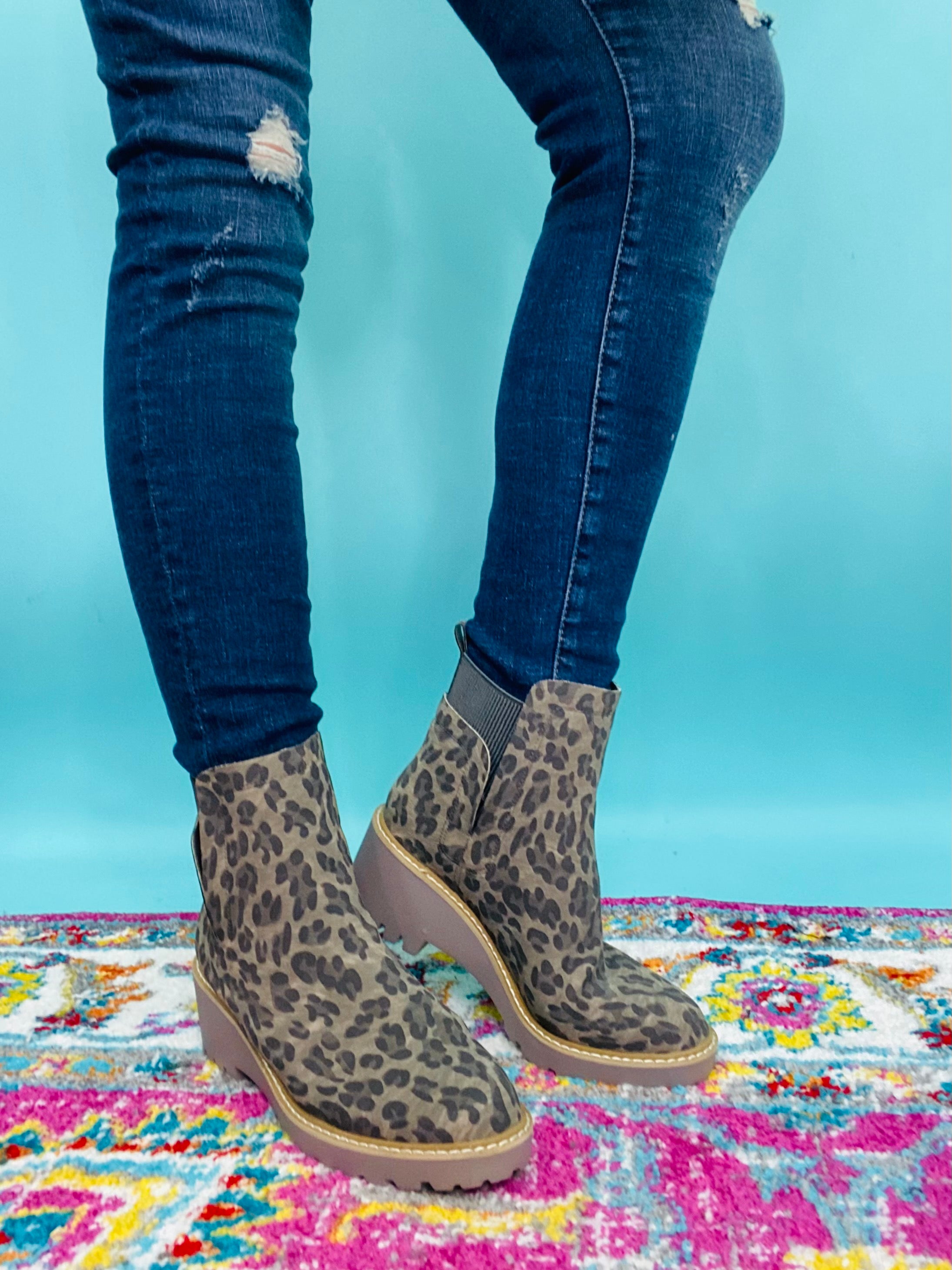 Grey Leopard Basic Boot