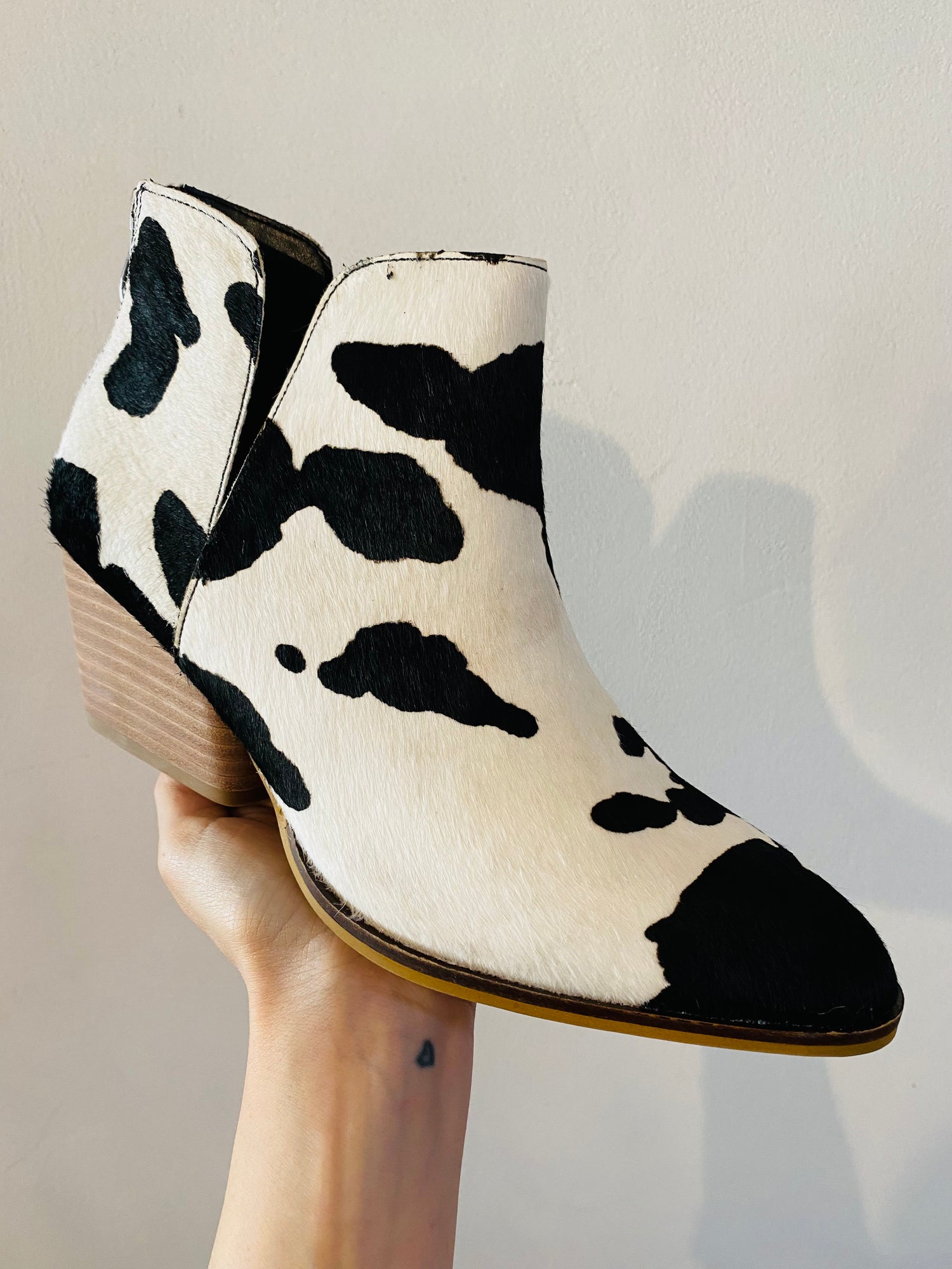 Cow Bessie Bootie